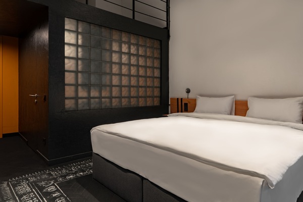 Mezzanine Family Room | Blackout drapes, iron/ironing board (on request), WiFi (free)