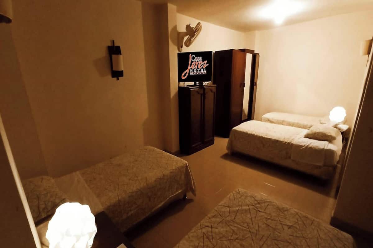 Basic Quadruple Room | Free WiFi, bed sheets