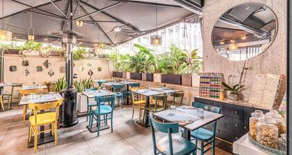 Apollo Boutique Hotel