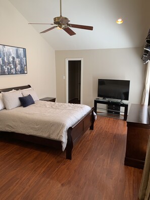 2 camere, ferro/asse da stiro, Wi-Fi, lenzuola