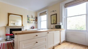 Apartment (1 Bedroom) | Interior - Stanhope Gardens X (London)