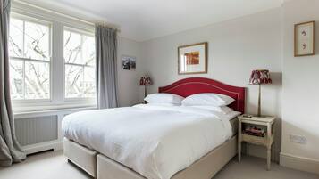 Apartment (2 Bedrooms) | 2 bedrooms, individually decorated, individually furnished