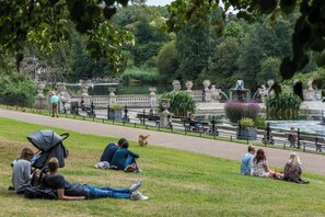 Property grounds - Lancaster Gate by Onefinestay (London)