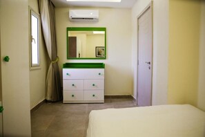3 Schlafzimmer, Zimmersafe, Bügeleisen/Bügelbrett, WLAN