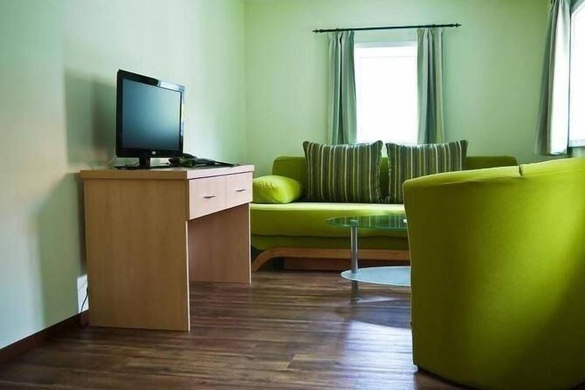 Apartamento, 1 quarto (Sieben Wiesen) | Área de estar | TV de tela plana