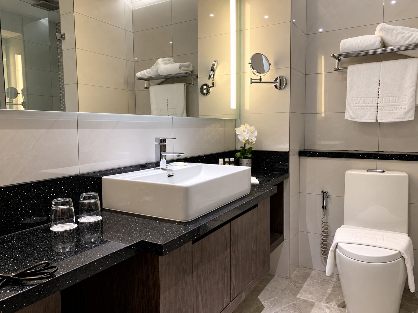 Foto - Capitol Hill Hotel and Suites