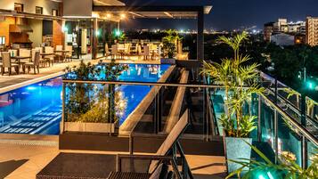 Piscina en la azotea