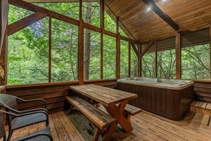Tina de hidromasaje interior