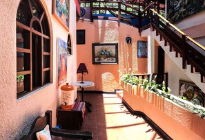 Hallway - La Posada del Arte (Baños de Agua Santa)
