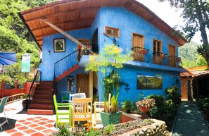 Exterior - La Posada del Arte (Baños de Agua Santa)