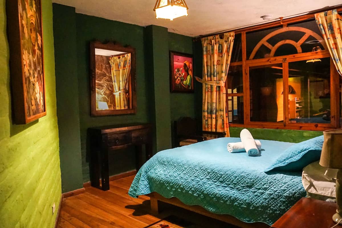 1 bedroom, in-room safe, free wifi, bed sheets