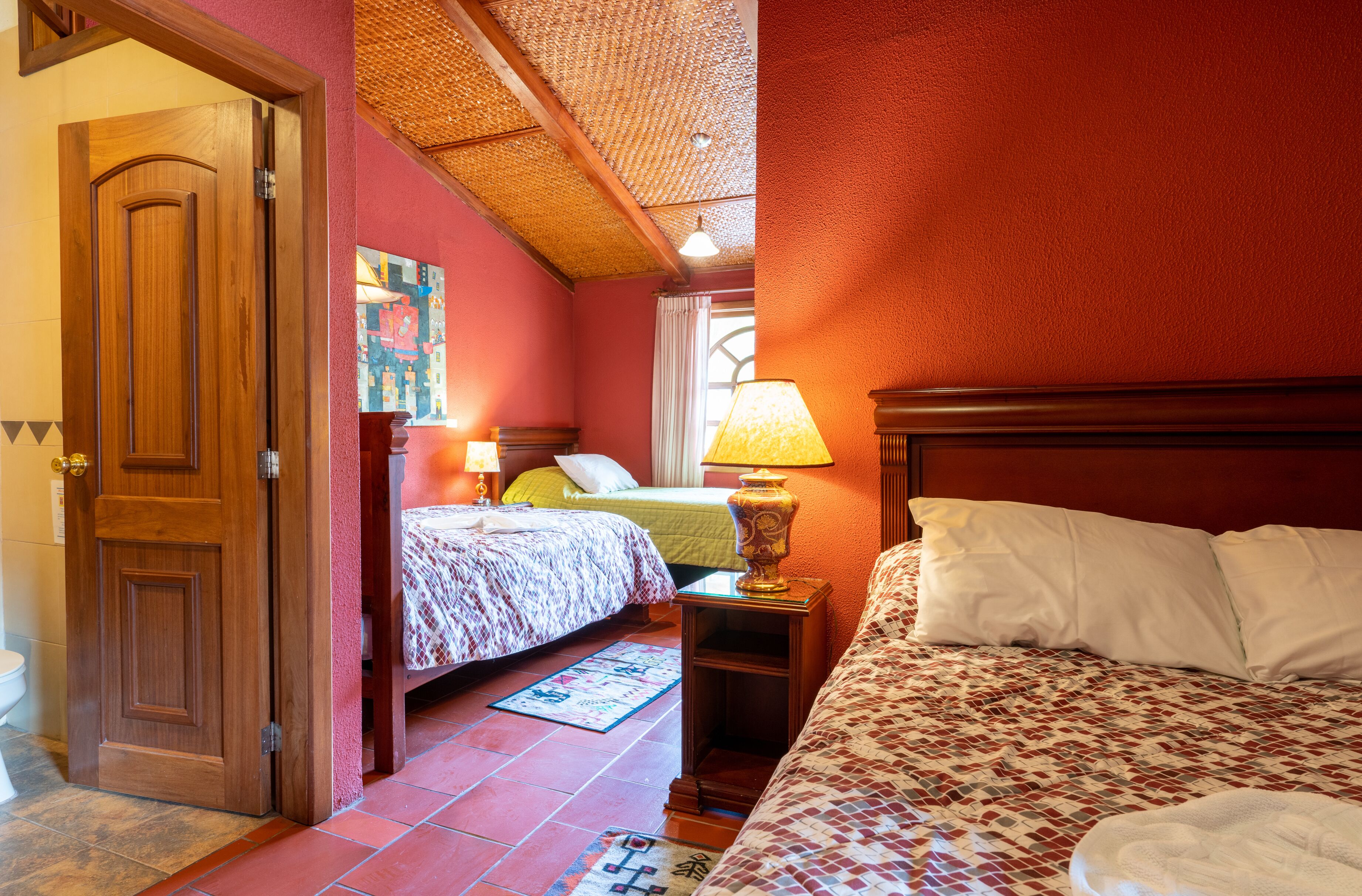 family room | 1 bedroom, in-room safe, free wifi, bed sheets