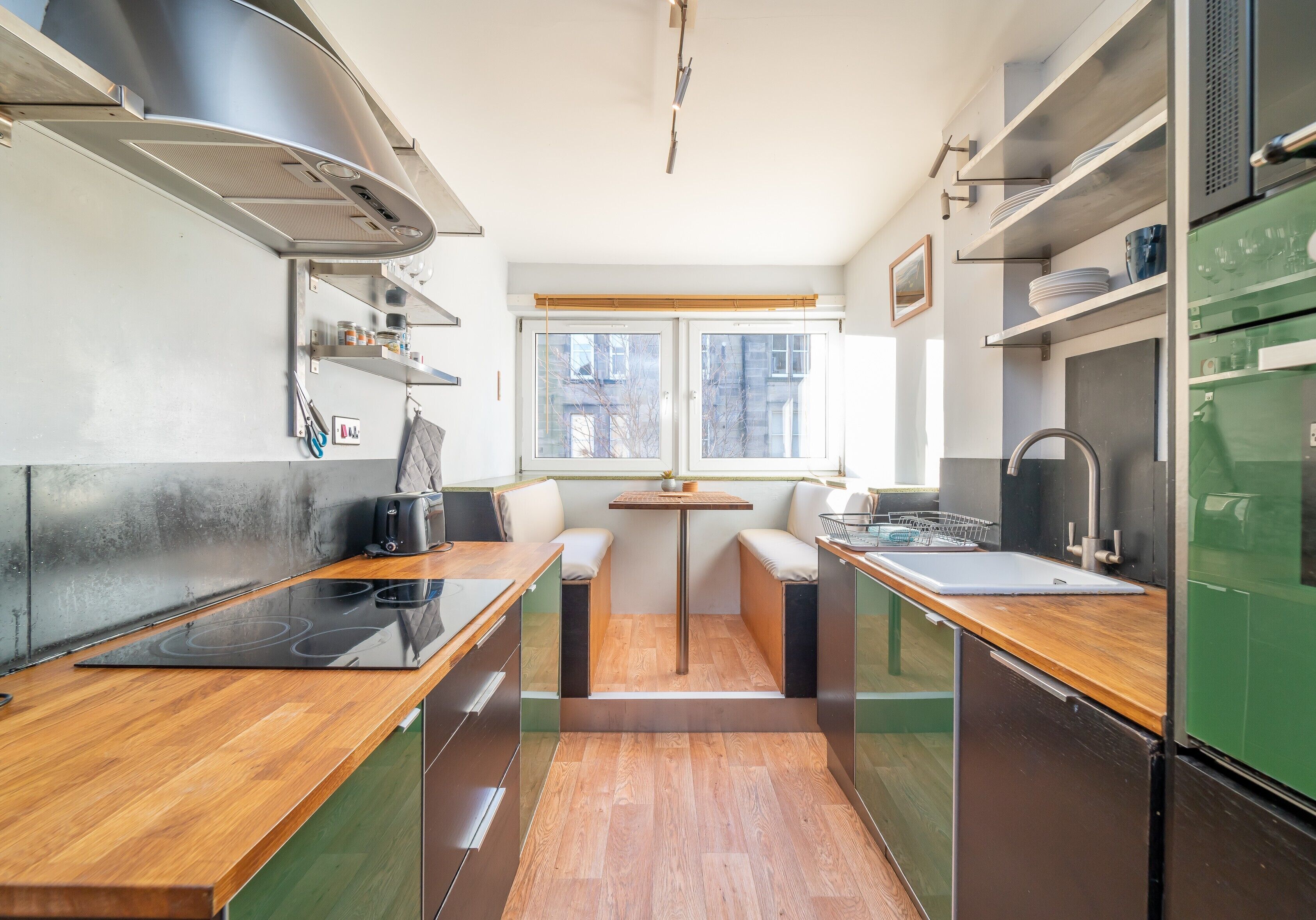 Fridge, microwave, oven, dishwasher