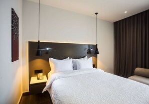 Rúmföt af bestu gerð, öryggishólf í herbergi, skrifborð