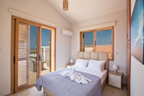 6 Schlafzimmer, Zimmersafe, Bügeleisen/Bügelbrett, Reisekinderbett