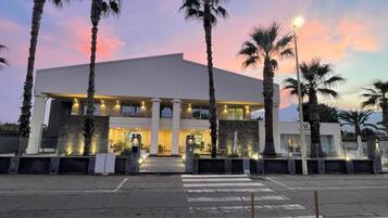 Facciata della struttura