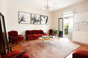 TV, offices - Leafy and Tranquil Inner West Studio Apartment (Lewisham)