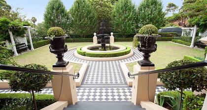 Bright and Beautiful Studio in Quiet Neighbourhood