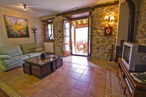 Lounge - Apartamentos los Brezos (Anievas)