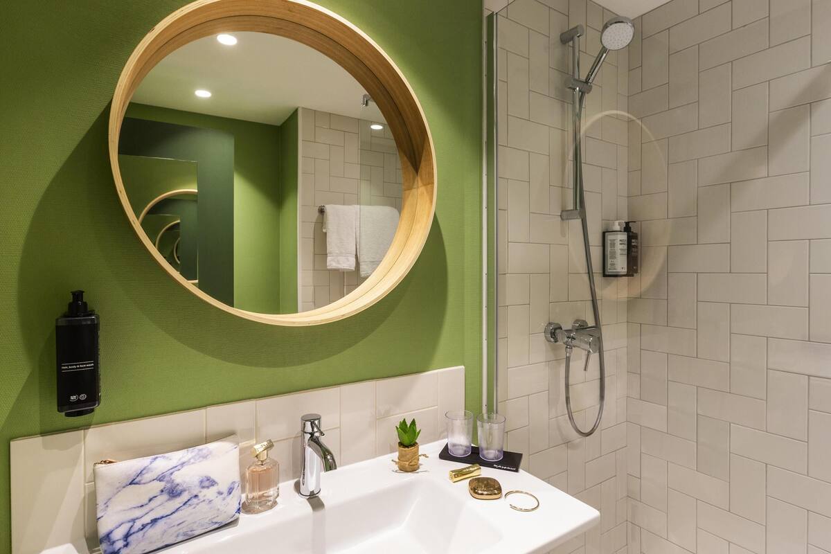 premium room, 1 double bed | desk, free wifi