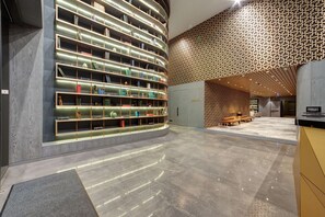 Lobby - DoubleTree by Hilton Adana (Adana)
