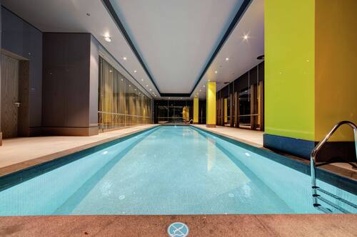 Piscine couverte