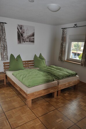 三人房, 独立浴室 | 1 多间卧室