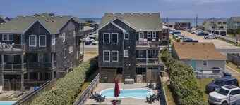Saltrock: Semi-oceanfront, Pool, Spa, Elevator
