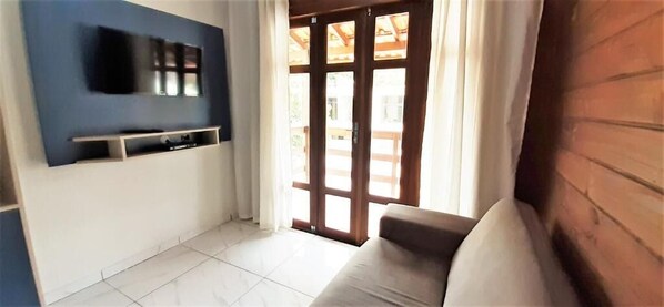 Family Double or Twin Room (Uno 7) | Living area - Residencial Miragem Bombinhas Uno (Bombinhas)