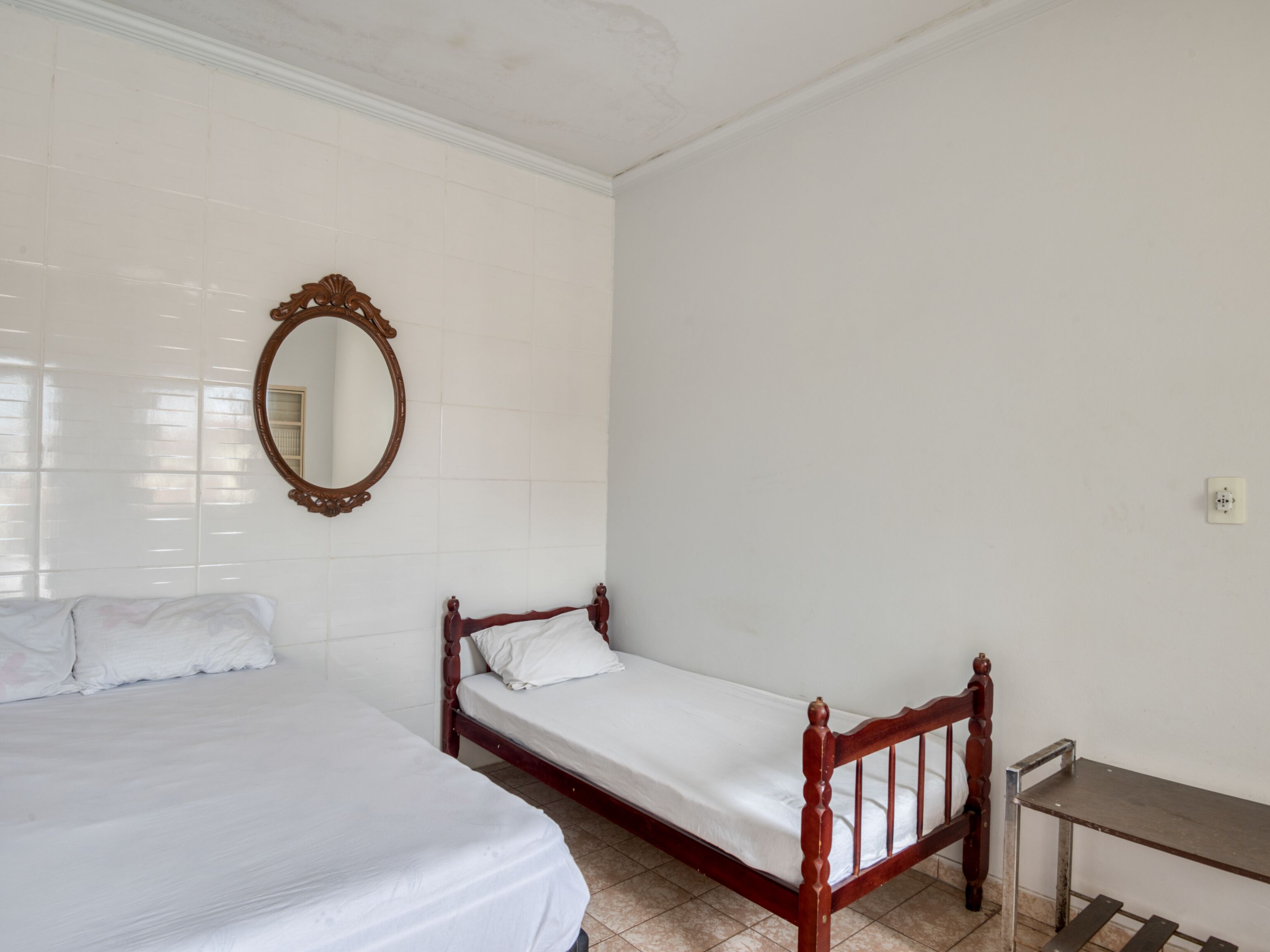 Triple Room, Multiple Beds | Minibar, iron/ironing board, free WiFi, bed sheets