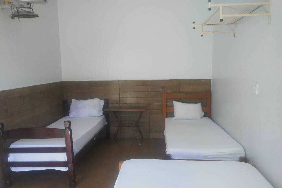 Minibar, iron/ironing board, free WiFi, bed sheets