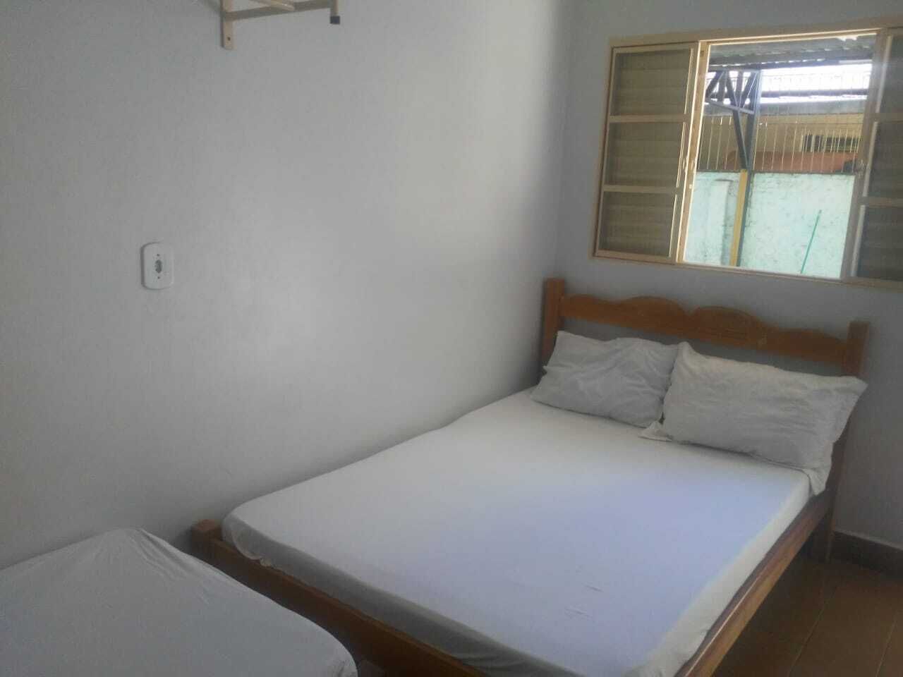Minibar, iron/ironing board, free WiFi, bed sheets