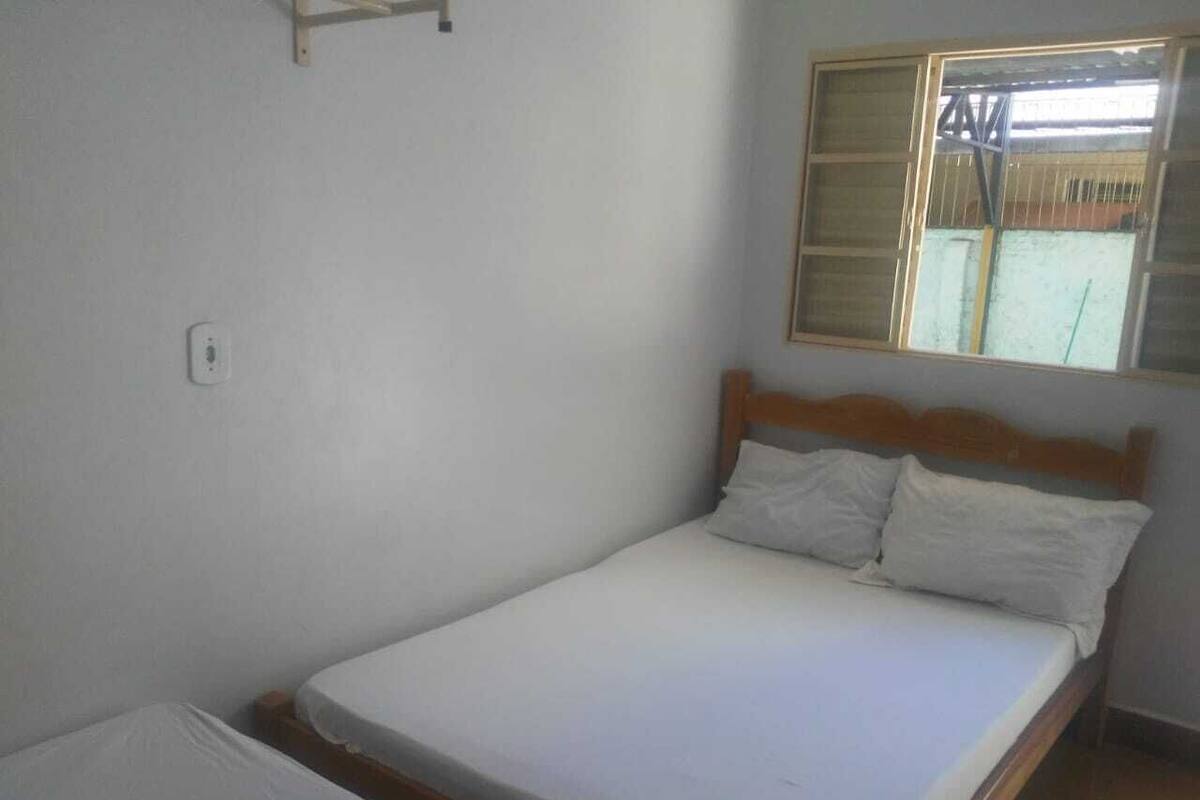 Minibar, iron/ironing board, free WiFi, bed sheets