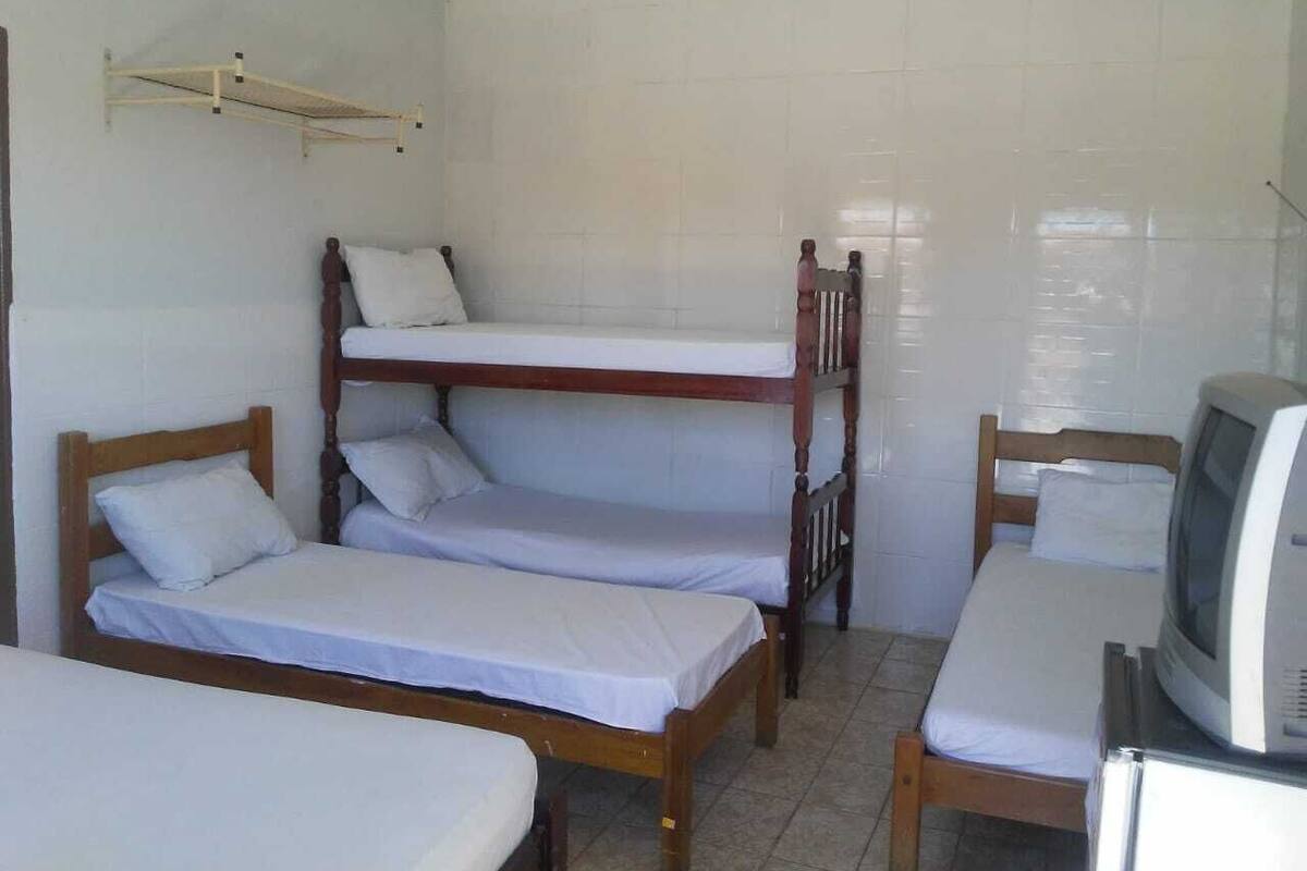 Family Room | Minibar, iron/ironing board, free WiFi, bed sheets