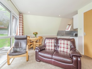 TV - Gorse Lodge - UK7050 (Rosemarkie, near Fortrose)