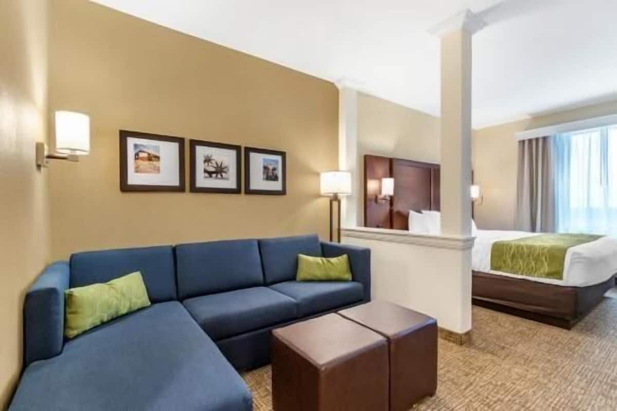 1 bedroom, desk, laptop workspace, blackout curtains