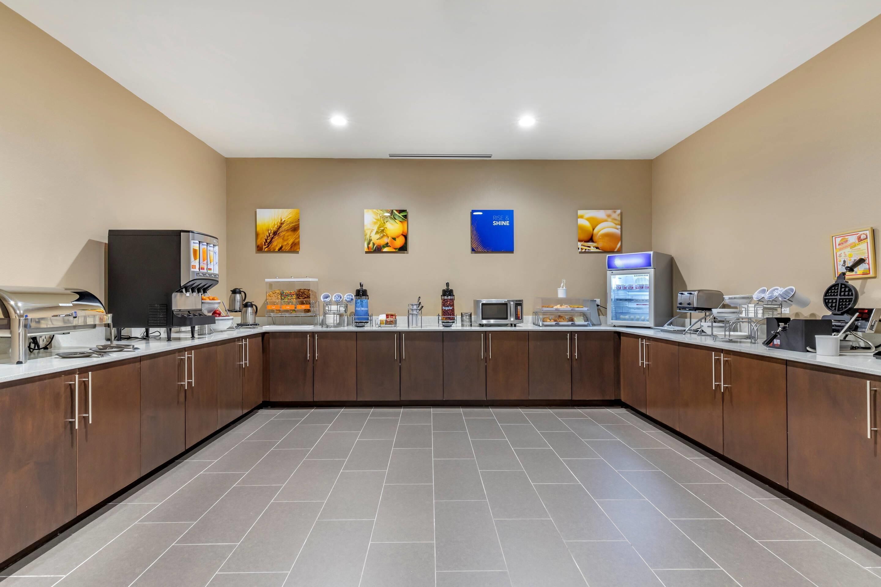 Free daily on-the-go breakfast 