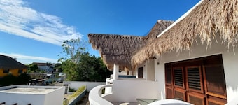 Maria-Maria Hotel