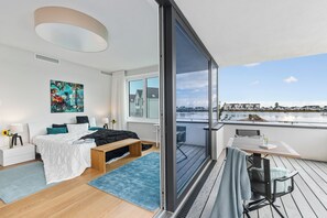 3 chambres, bureau, fer et planche à repasser, Wi-Fi gratuit