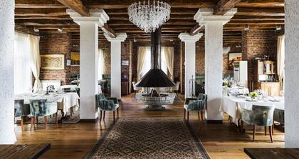 Maison & Chateau Copsa