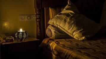 Chambre Double Deluxe | Bureau, espace de travail pour ordinateur portable