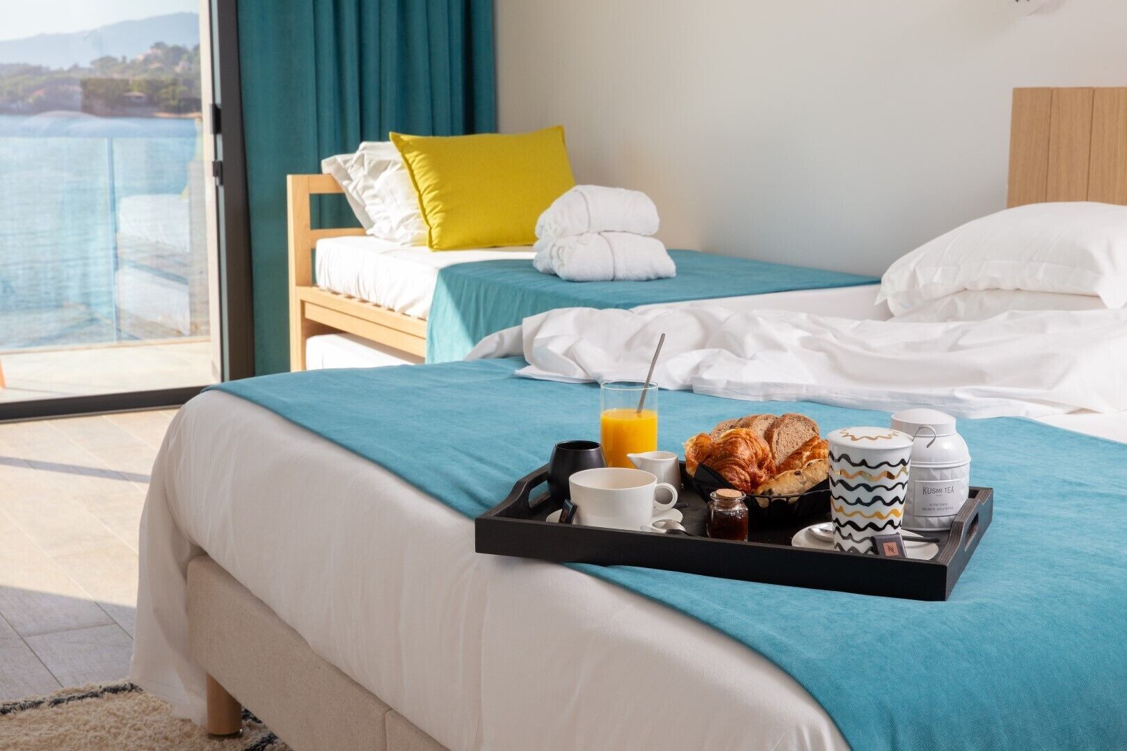 superior double room, 1 bedroom, non smoking, sea view (1) | breakfast meal | daily cooked-to-order breakfast (eur 12 per person)