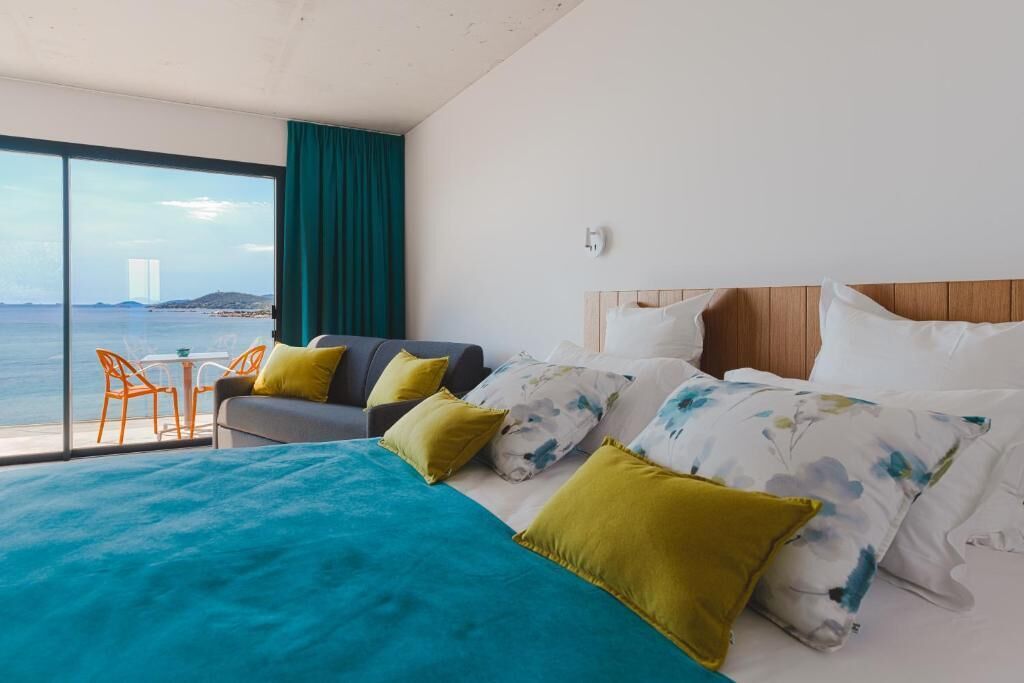 premium bedding, minibar, in-room safe, individually decorated