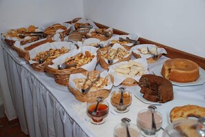 Dagelijks ontbijtbuffet inbegrepen