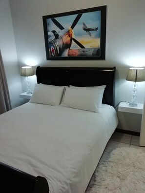 1 quarto, ferros/tábuas de passar roupa, Wi-Fi, roupa de cama