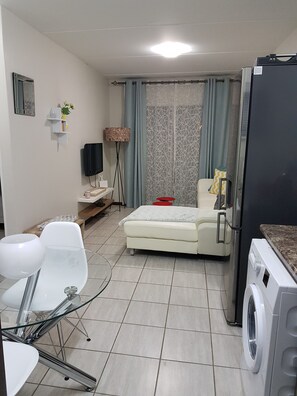 Interior - Oasis @ 13- A breathing room (Birchleigh)