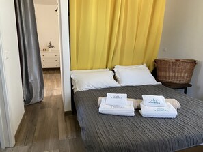 2 Schlafzimmer, Bügeleisen/Bügelbrett, WLAN, Bettwäsche