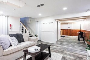 TV, fireplace, offices