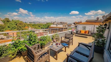 Toetasjesleilighet – design | Utsikt fra rommet