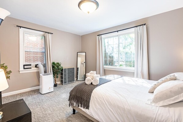 2 Schlafzimmer, Bügeleisen/Bügelbrett, WLAN, Bettwäsche